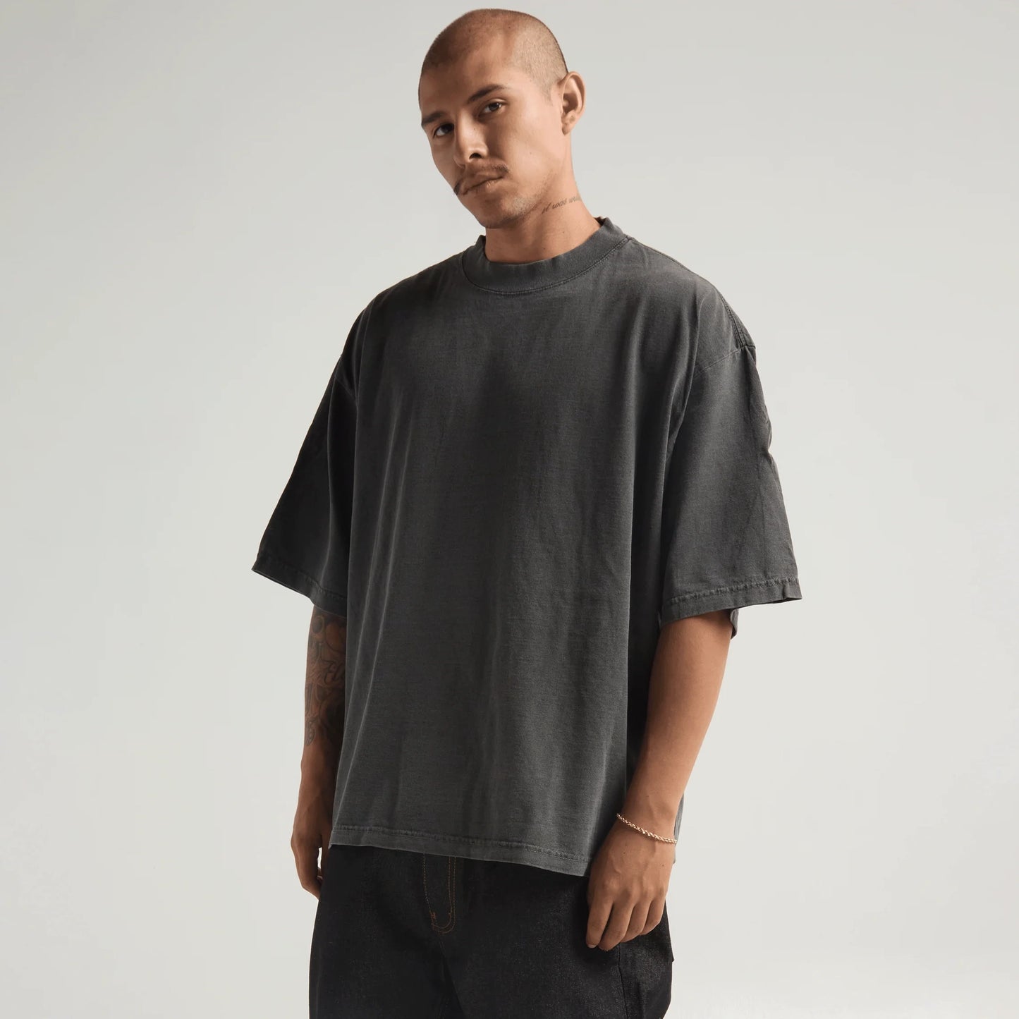 ALT. LOVE OVERSIZED TEE